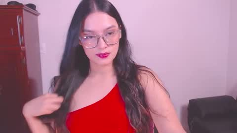 Snapshot of eve_rox18 chatting on October 22, 10:20 am Eve Rox18 online show from October 22, 10:20 am