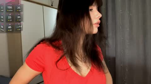 Evelyn Velvet online show from June 2, 9:32 am
