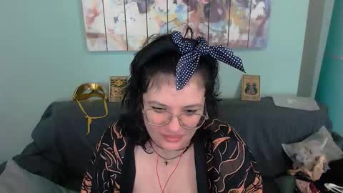 Everly online show from October 2, 1:05 pm