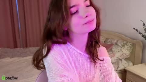 evi_brook online show from April 17, 4:42 pm