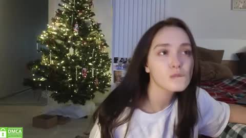 evi_woow online show from December 1, 10:01 pm