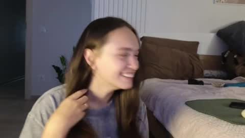 evi_woow online show from September 18, 12:53 am