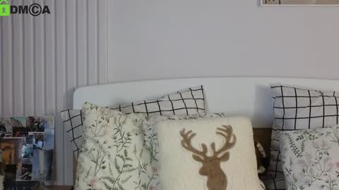 evi_woow online show from January 3, 7:07 pm