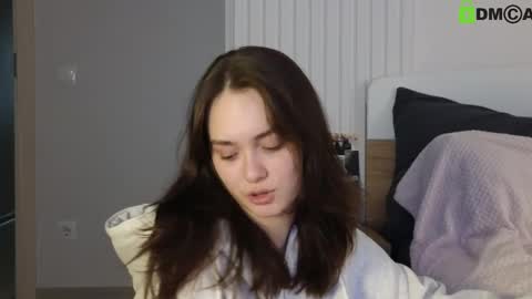 evi_woow online show from February 10, 9:36 pm