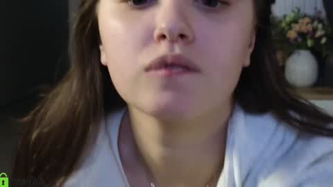 evi_woow online show from January 31, 10:10 pm