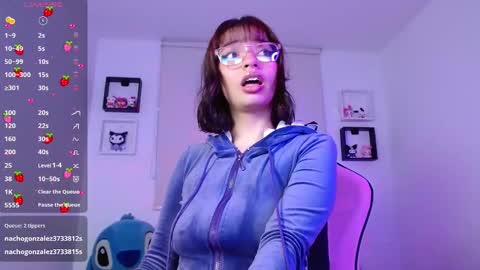 Evie Cloud online show from February 18, 1:10 am