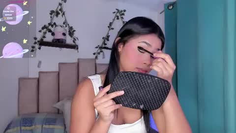 Ivi Alejandra  online show from July 2, 4:35 pm