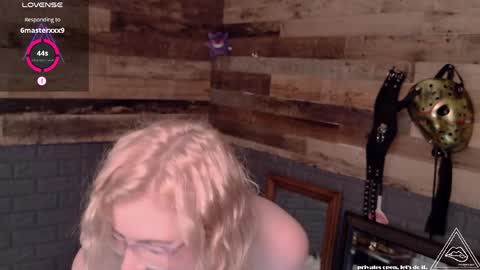 Vesper -  online show from May 11, 11:56 am