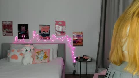 Eva online show from April 2, 3:26 am