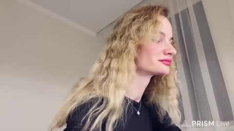 eximi online show from February 24, 9:57 pm