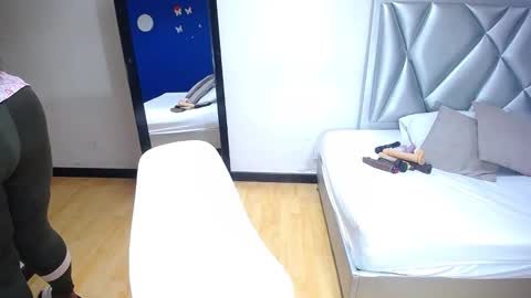 exotic_karmella online show from February 24, 8:47 pm