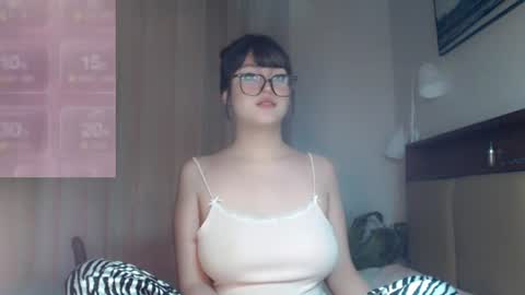 Candy  online show from August 8, 5:21 pm