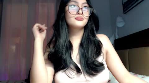 Candy  online show from March 9, 11:24 am