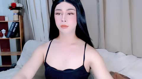expensive_elise online show from June 12, 12:24 pm