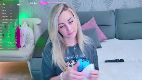 Anna online show from April 20, 2:36 am