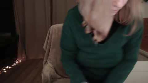 Crystal online show from March 1, 8:10 pm