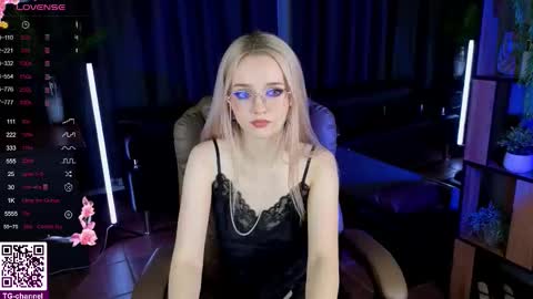 exxxcore_ online show from November 13, 2:21 am