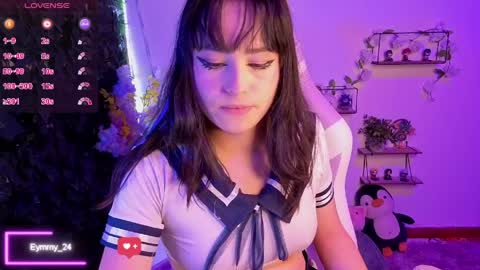 eymmy_24 online show from April 12, 7:55 am