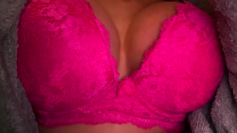 f3ckdolllucy online show from April 6, 4:46 am