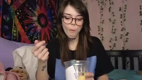 Faerie 3 online show from February 8, 12:47 am