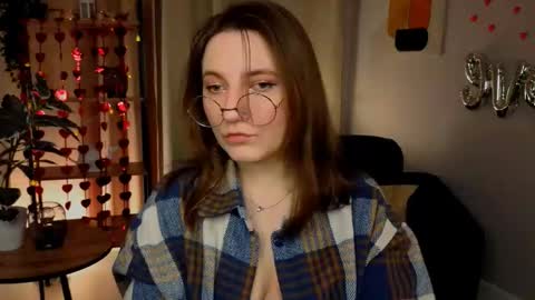 Tara online show from February 15, 9:36 pm