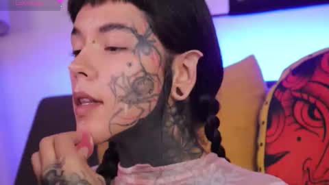 Fairy online show from November 25, 9:33 am