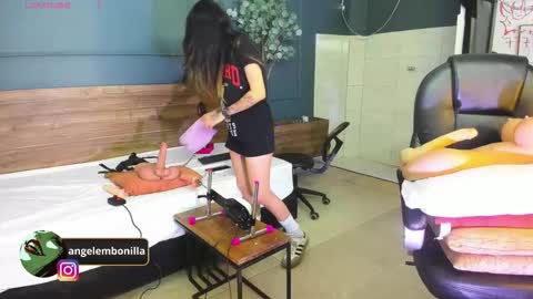 Megan    630  1330 -5 online show from February 25, 12:15 pm