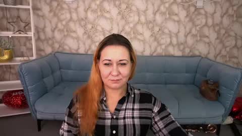 famousemuse online show from April 15, 12:49 pm