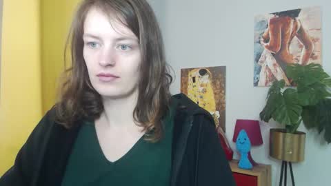 Nadine online show from November 5, 6:07 am