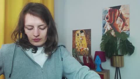 Nadine online show from October 1, 5:56 am