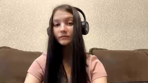 Aurora 18yo online show from October 24, 7:48 am