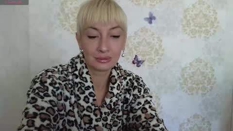 favorite_angel online show from September 26, 8:56 am