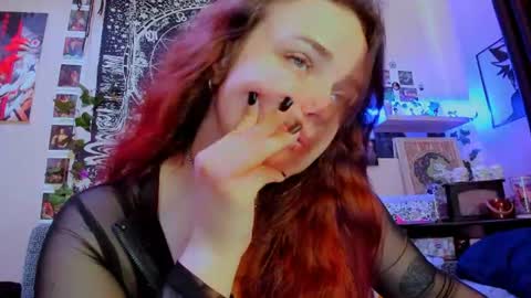 Diva online show from June 17, 2:35 am