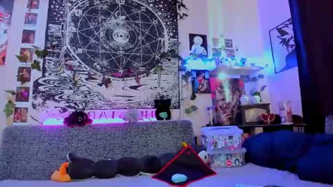 Diva online show from July 13, 2:45 am