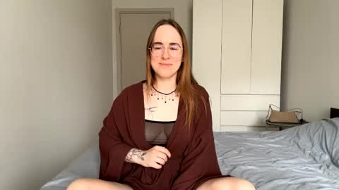 Mary online show from April 18, 6:27 am