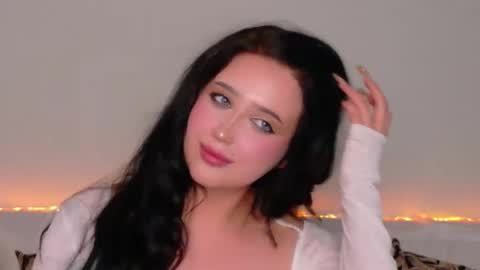 Felicia Herceg online show from October 30, 11:50 pm