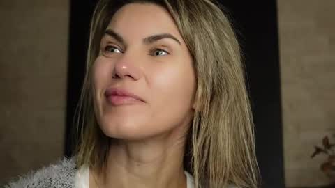 FeliciaKrige online show from April 18, 7:29 pm