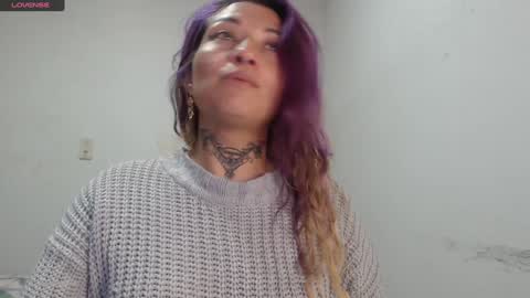 Snapshot of fenix_purple chatting on December 31, 2:08 am FENIX online show from December 31, 2:08 am