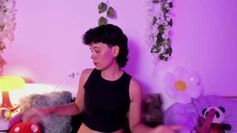 F E R N A N D A online show from October 18, 7:37 pm