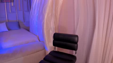 FER  online show from March 12, 6:43 pm