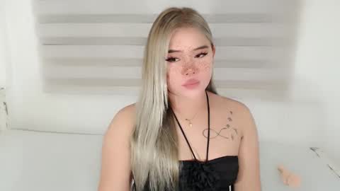  Angela  DONT FORGET TO FOLLOW AND GIVE ME APPRECIATION online show from February 1, 3:27 am