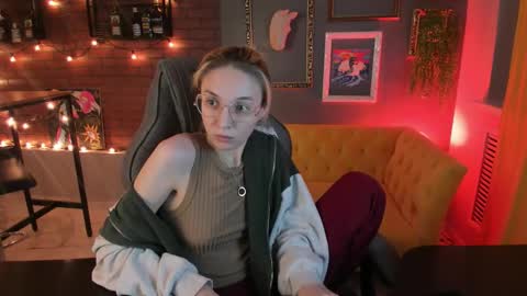 Snapshot of filipinaadams chatting on September 8, 8:19 pm cap  online show from September 8, 8:19 pm