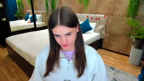 Amanda online show from May 31, 6:09 pm