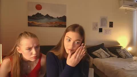 findweyout online show from March 8, 2:21 pm