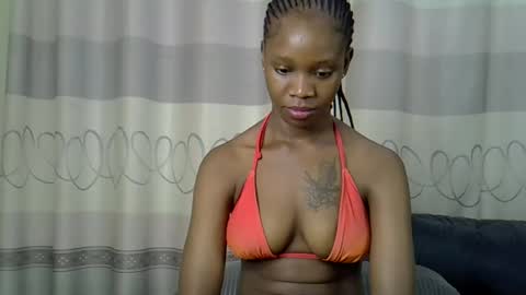 fine_queen12 online show from January 24, 6:46 am