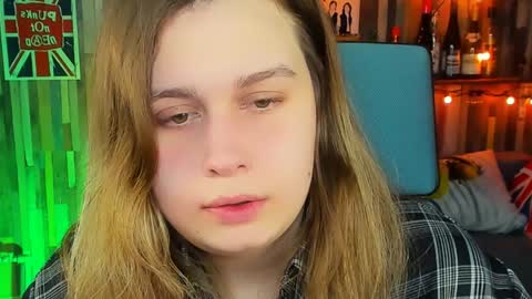 fiora online show from January 18, 4:10 pm