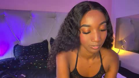 Fiorela Lenin  online show from February 16, 7:25 pm