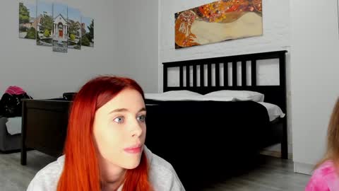 fire___fox1 online show from February 8, 1:11 pm