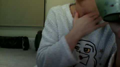 Snapshot of fitbut chatting on January 8, 7:03 pm Fitbut online show from January 8, 7:03 pm