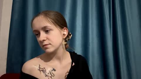 Emma online show from March 11, 8:22 pm